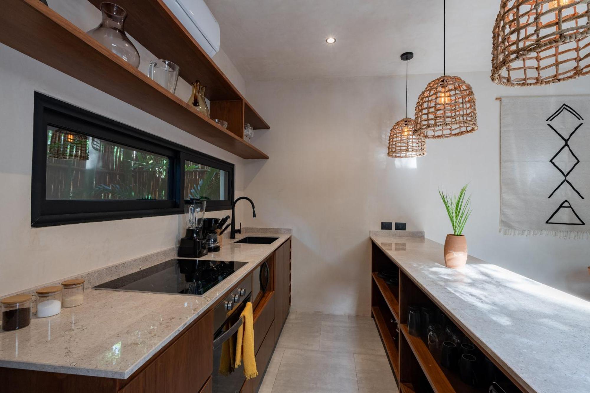 Pousada Moonstone - With Private Pool And 24hrs Security & Club Access